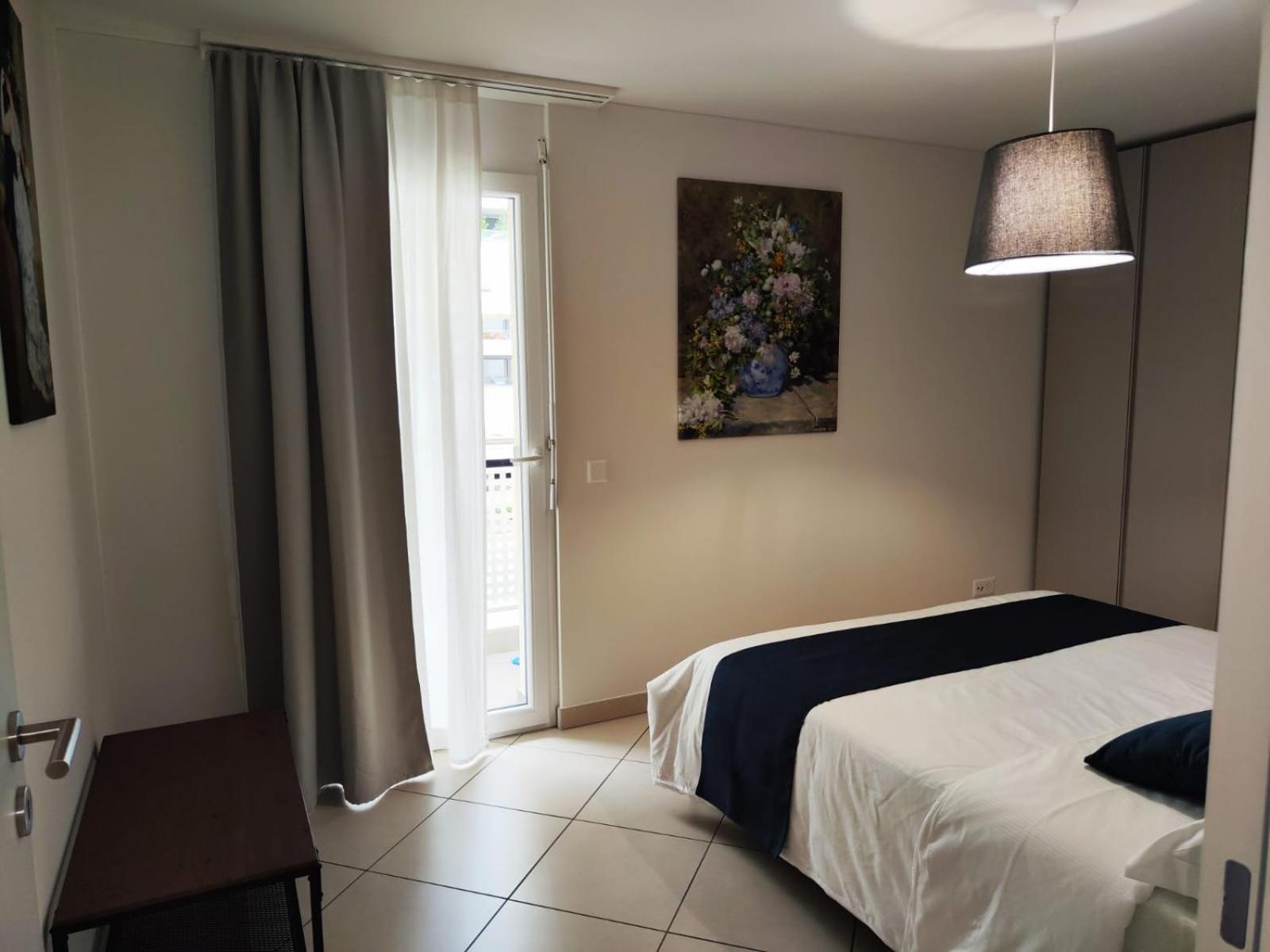 Casa Renoir - Schritte Zum Zee Apartment Locarno Bagian luar foto
